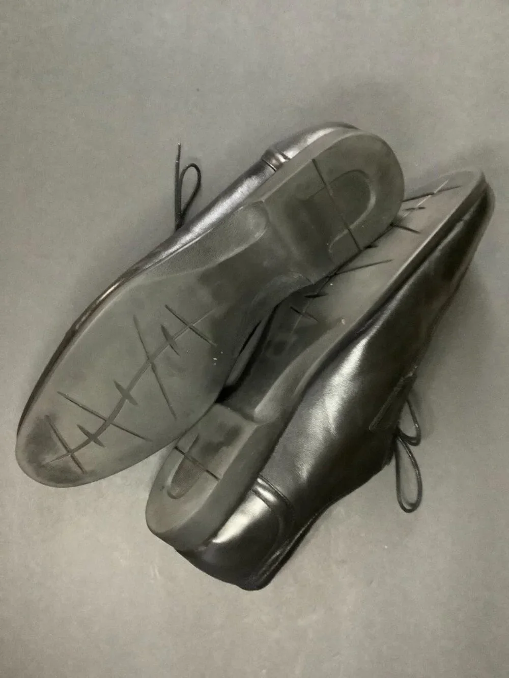 Magli by Bruno Magli Metallic Leather Oxford Lace-Up Shoes